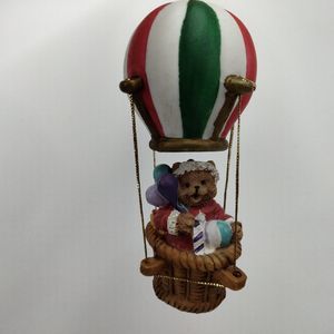 VINTAGE NOBEL HALL FLYING HIGH TEDDY BEAR LITE-UP BALLOON ORNAMENT 4"